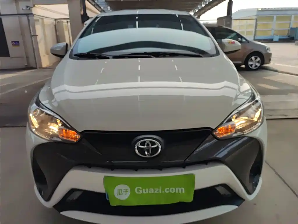 Toyota YARiS L Zhi Xuan 2021 1.5L CVT Leading Edition фото 3