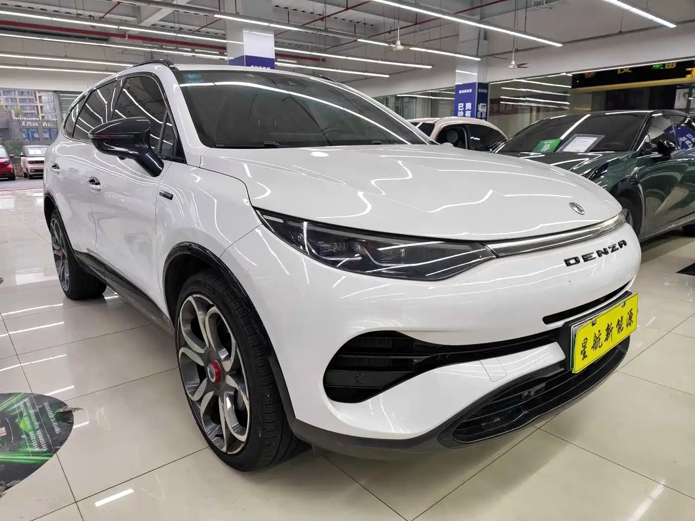 Denza X 2020 2020 PHEV Sport Edition