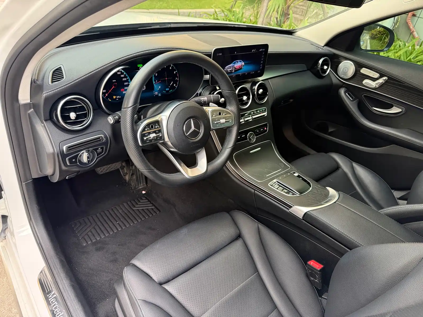 Фото 6 - Mercedes-Benz C-Class