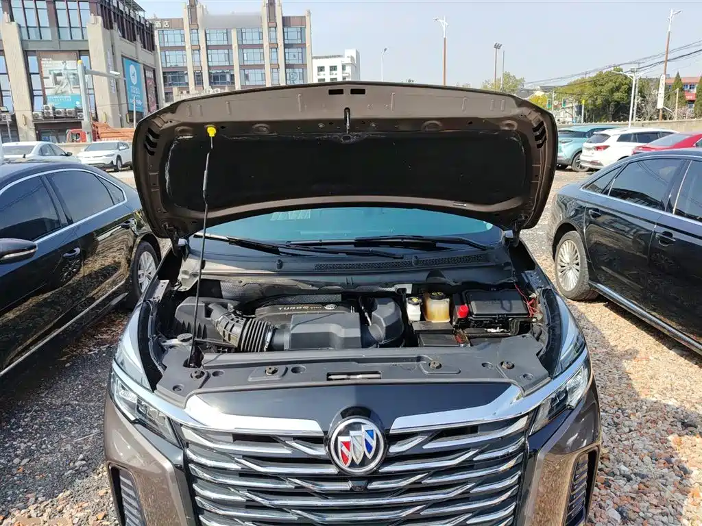 BUICK GL8