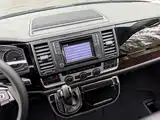 Фото 9 - Volkswagen Multivan