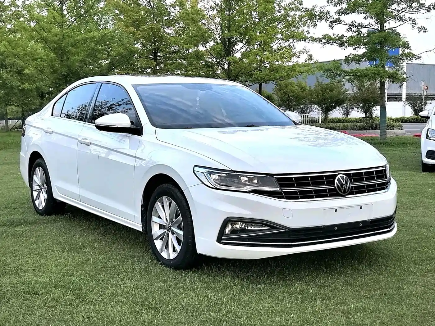 Volkswagen Bora 2021 1.5L Automatic Elite Smart Edition фото 3