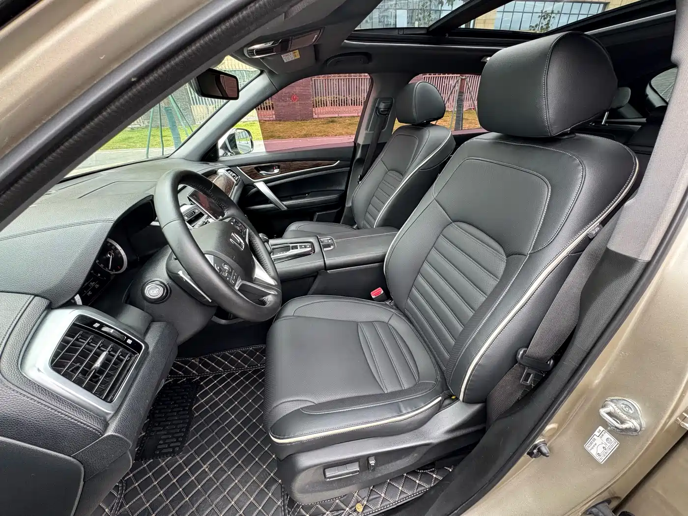 Honda UR-V 2017 2017 240TURBO 2WD Luxury Edition China V