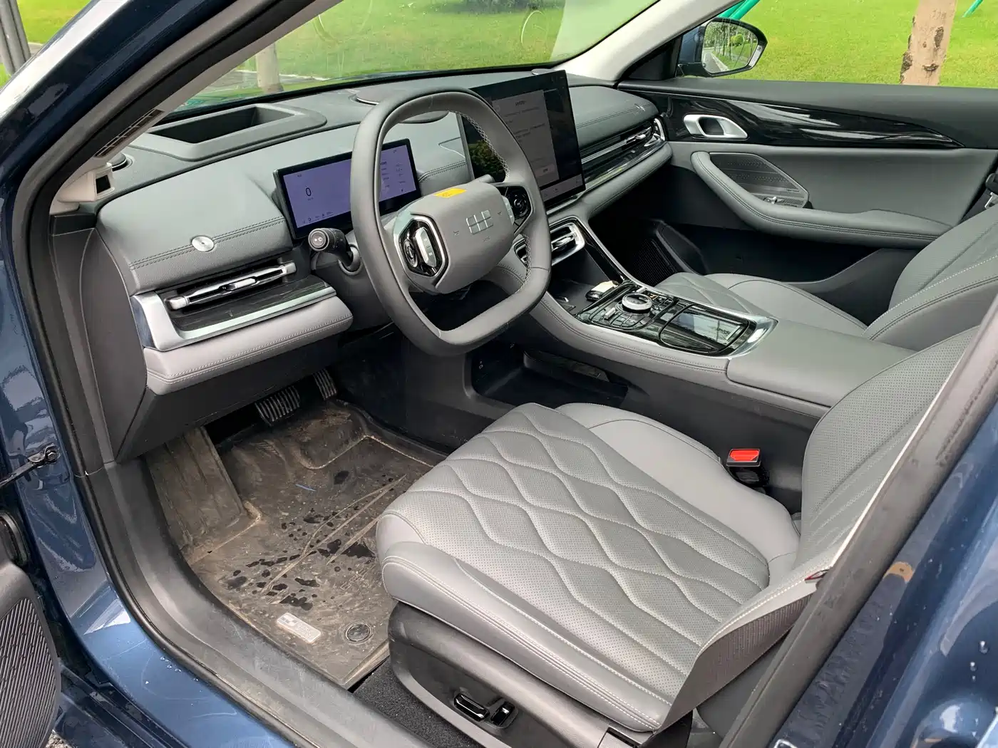 Geely Galaxy Galaxy A7 2025 EM-i 150km Explorer+ Edition фото 9