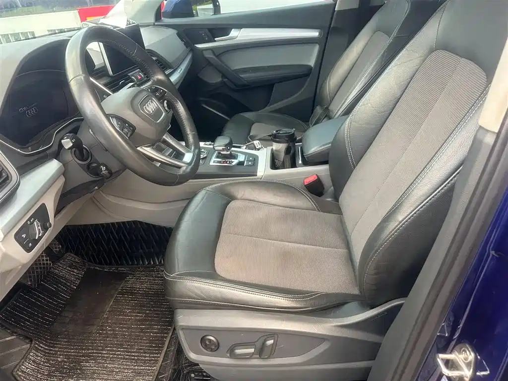 Audi Q5L 2018 40 TFSI Prestige Fashion (China V) фото 4