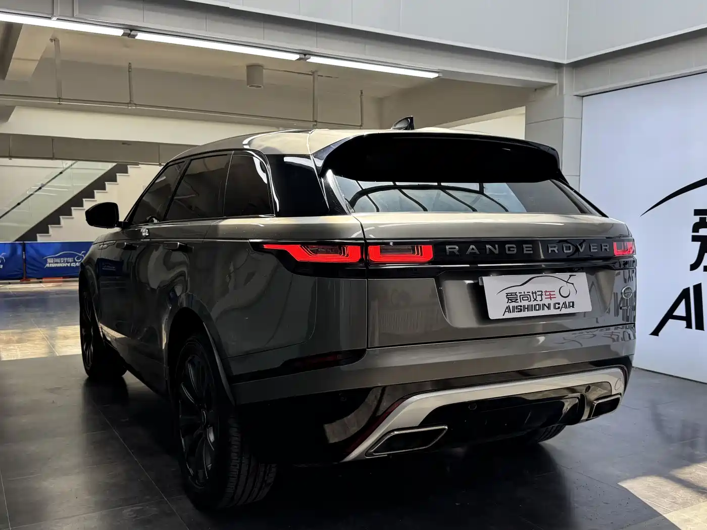 Land Rover Range Rover Velar 2018 P380 R-DYNAMIC SE фото 5