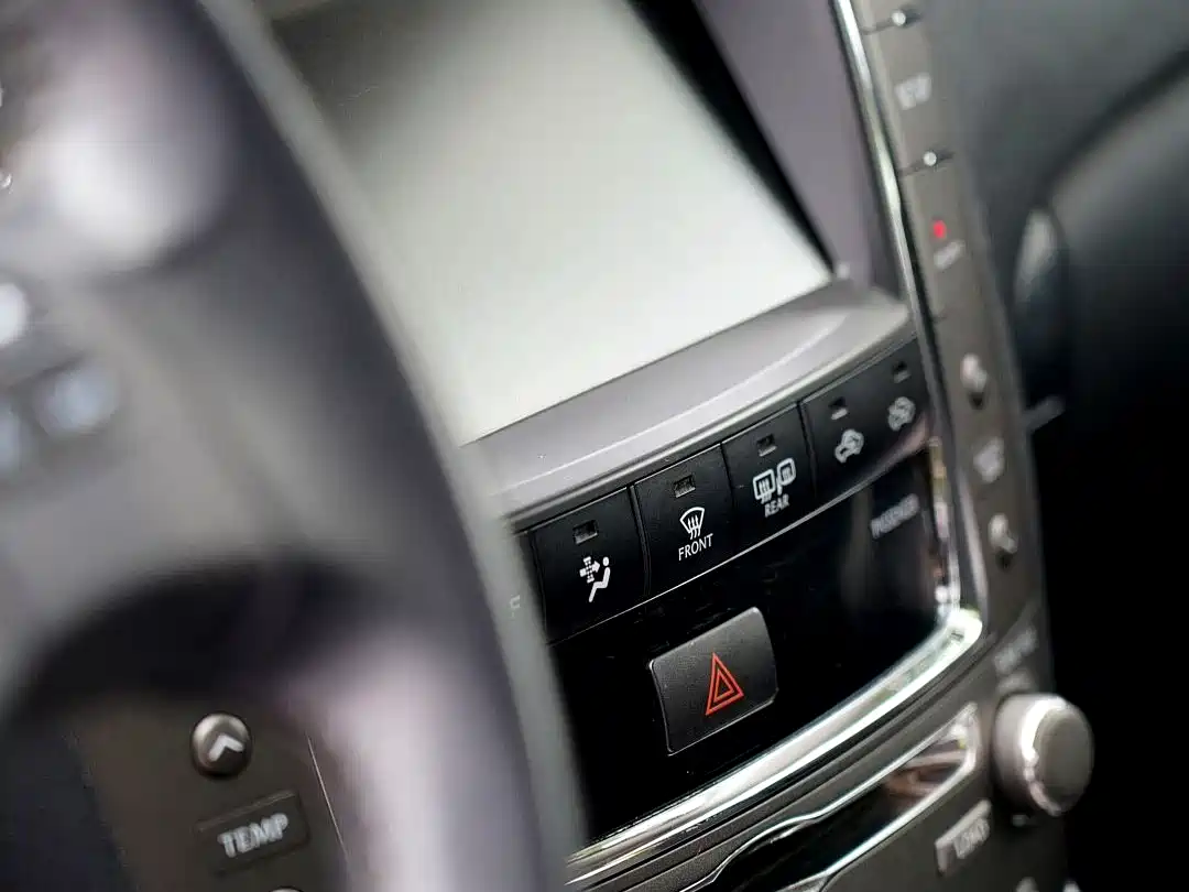 Lexus IS 2009 300 Dynamic Edition фото 12