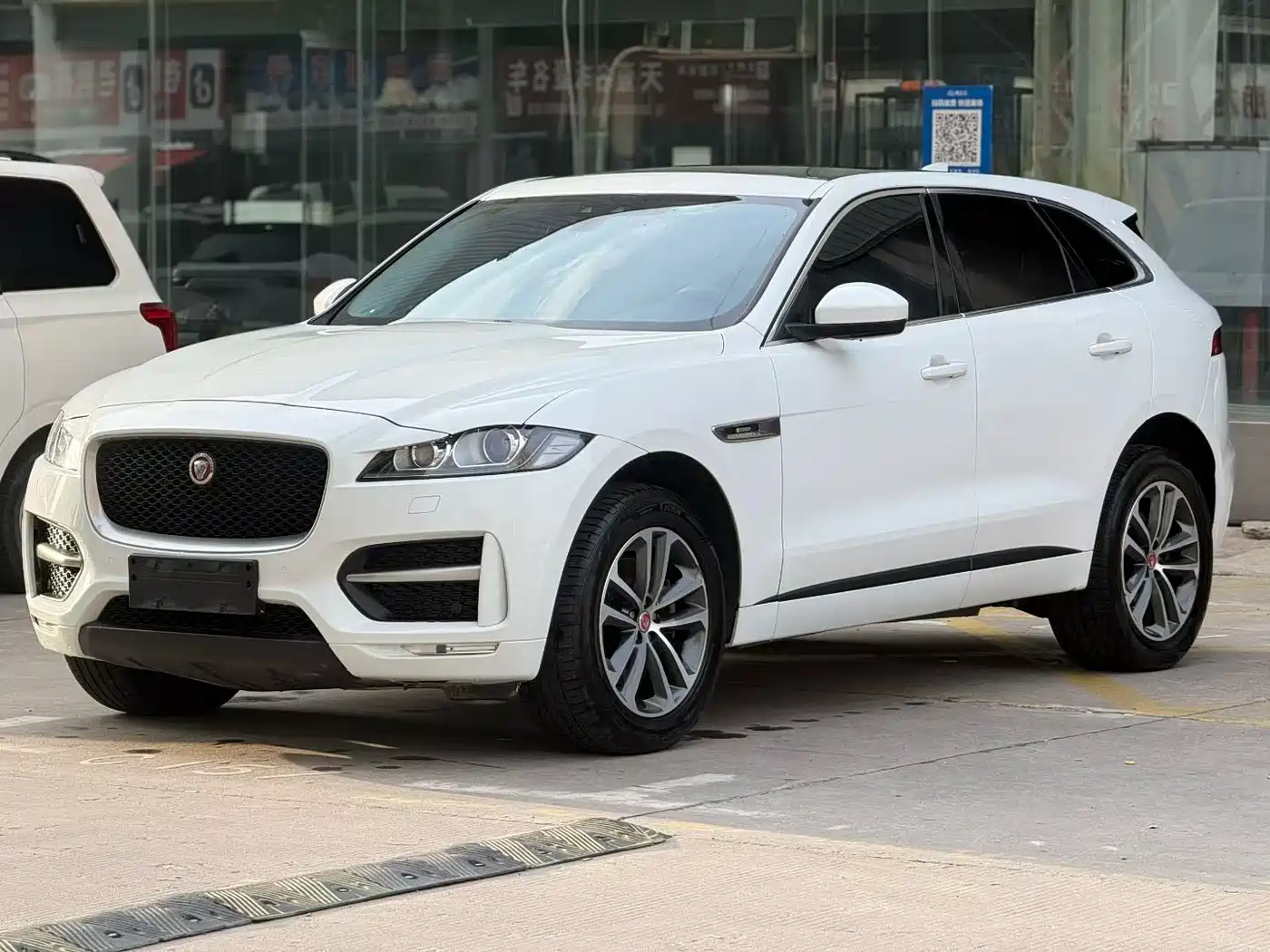 Jaguar F-PACE 2018 Facelift 2.0T AWD R-Sport