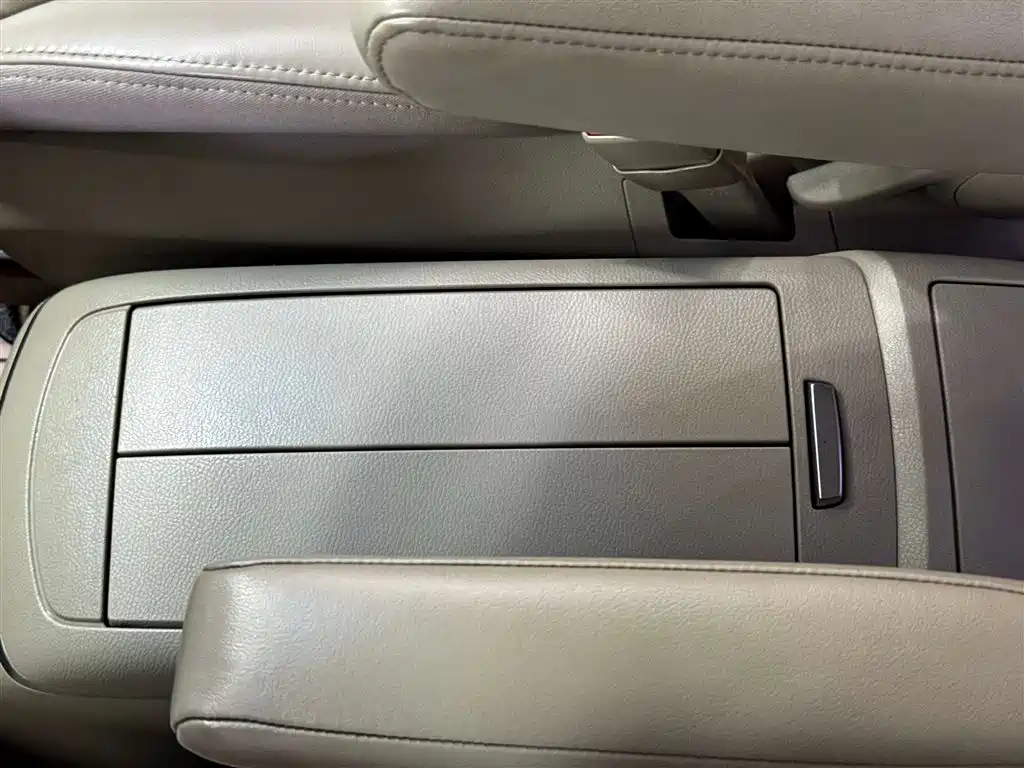 Buick GL8 2018 28T Luxury Model China VI фото 22