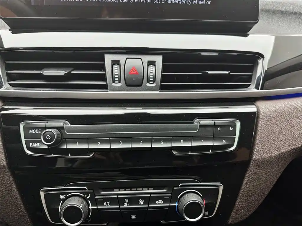 BMW X1 2021 Facelift sDrive20Li Fashion фото 15