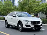 صورة 3 - Maserati Levante