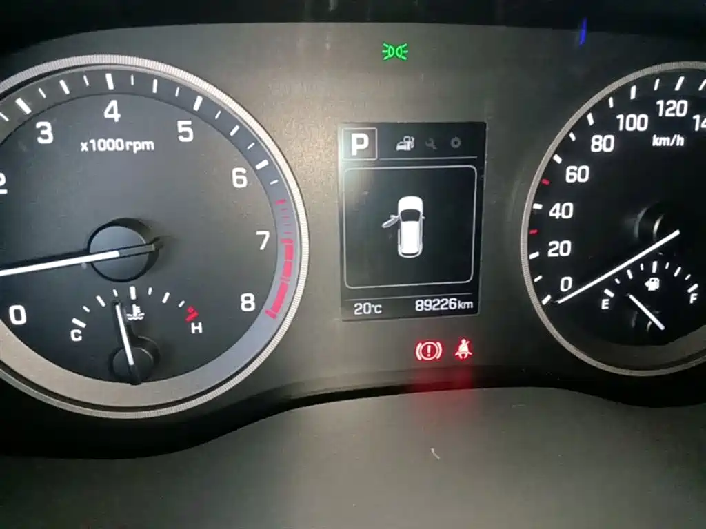 Hyundai Tucson 2015 1.6T Dual Clutch 2WD Smart фото 12