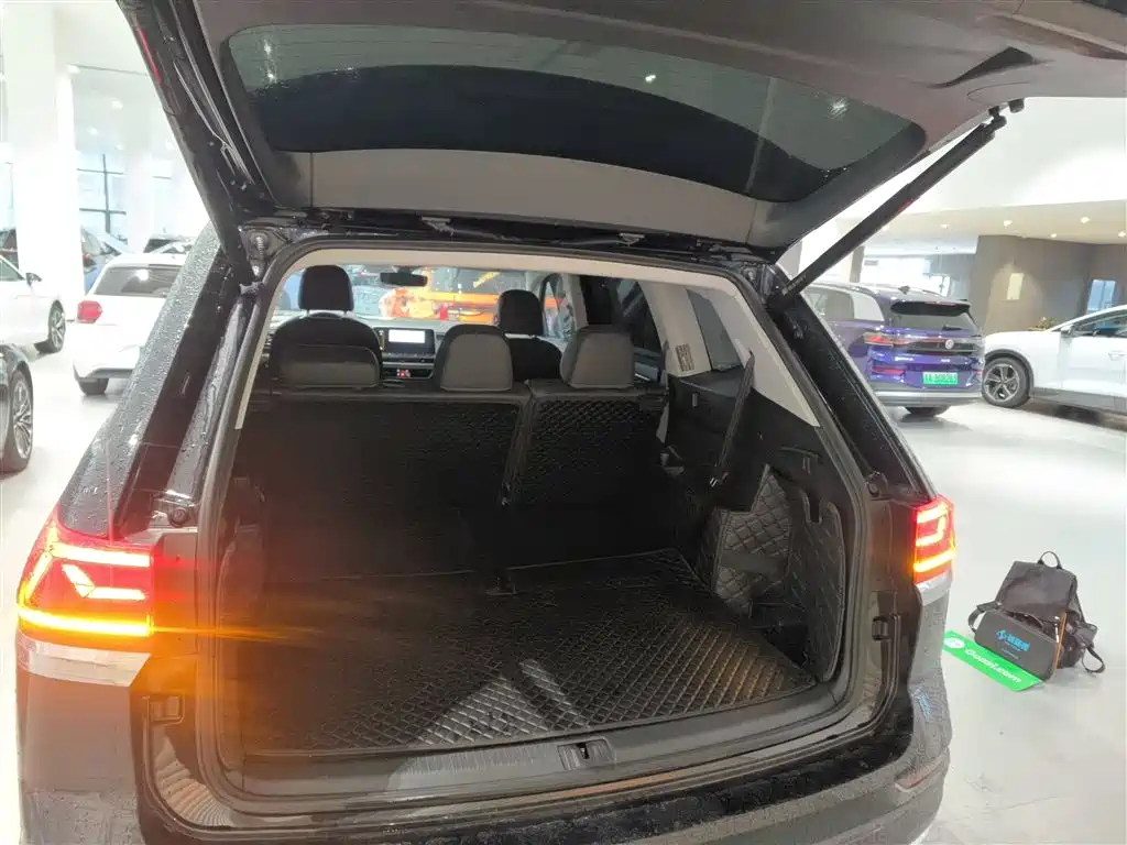 Volkswagen Teramont 2023 Facelift 380TSI 4WD Luxury Edition фото 15