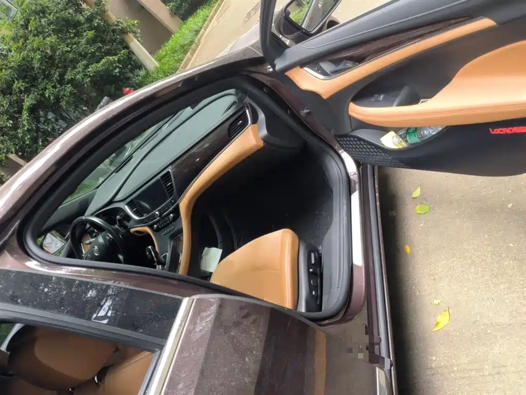 Buick LaCrosse 2016 20T Luxury фото 20