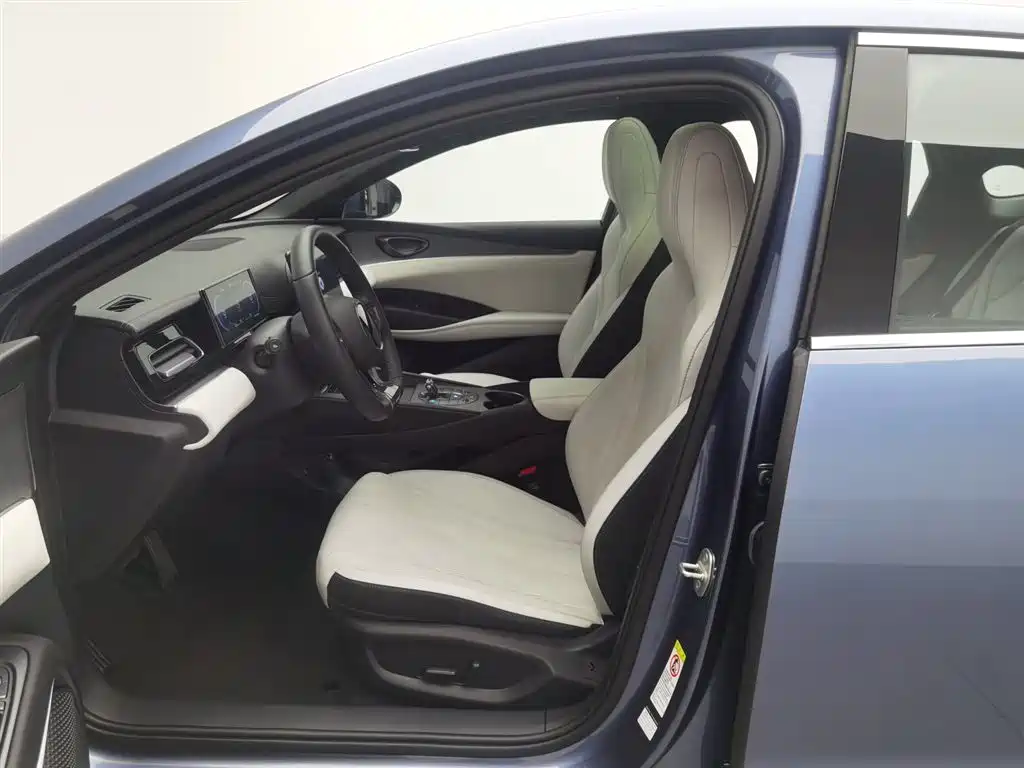 BYD SEAL 06 NEW ENERGY