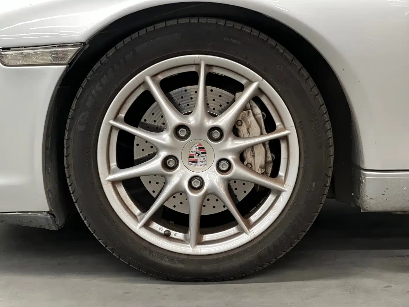 Porsche 911 2005 Carrera 4 AT 3.6L фото 8