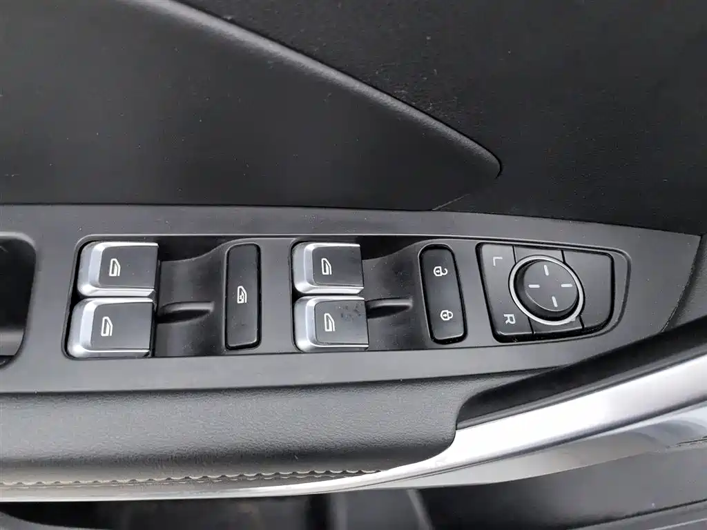 GEELY AUTOMOBILE BOYUE