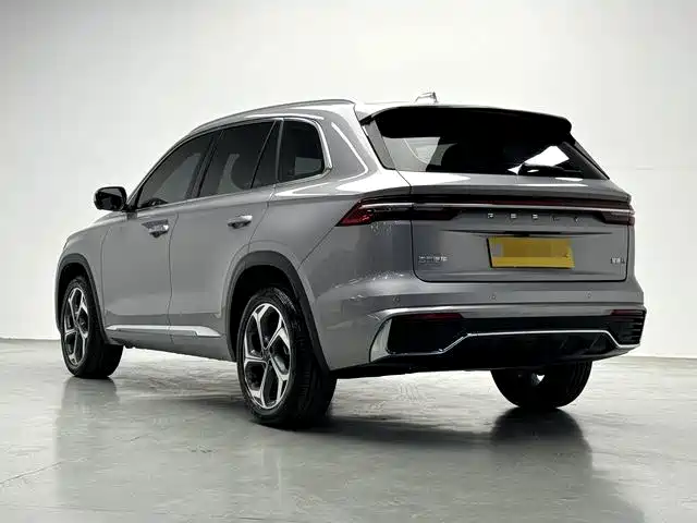 Photo 7 - Geely Monjaro