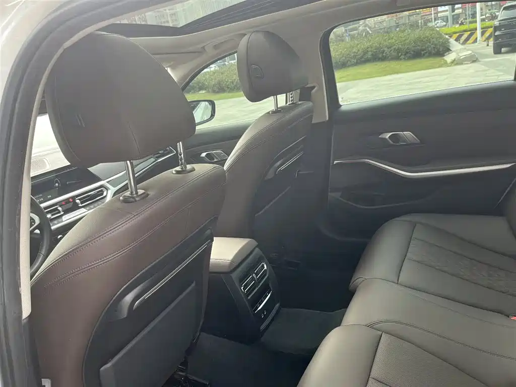 BMW 3 Series 2022 Facelift 325Li M Sport Package фото 19
