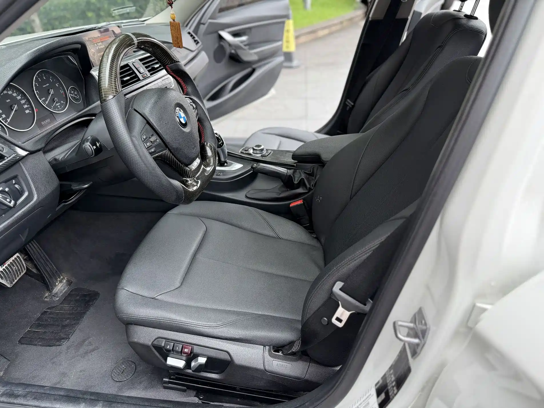 Фото 4 - BMW 3 Series