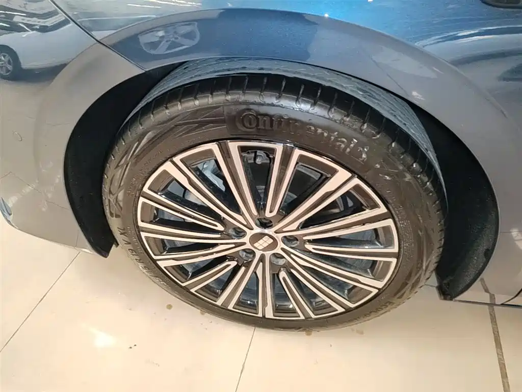 Geely Galaxy Galaxy A7 2025 EM-i фото 23
