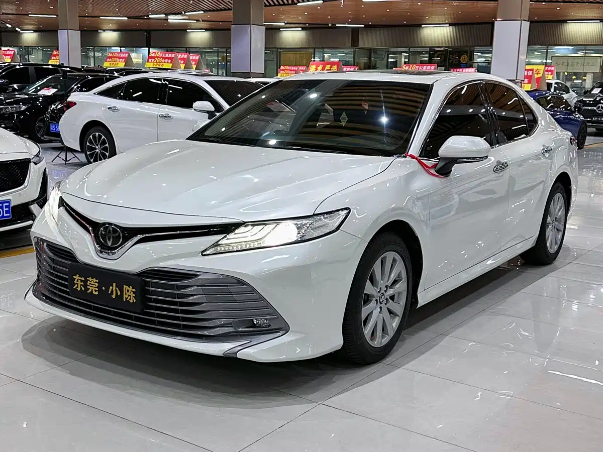 Toyota Camry 2018 2.0G Luxury Edition