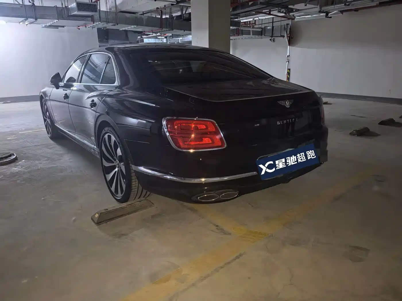 Bentley Flying Spur 2026 2024 4.0T V8 Elegance Edition
