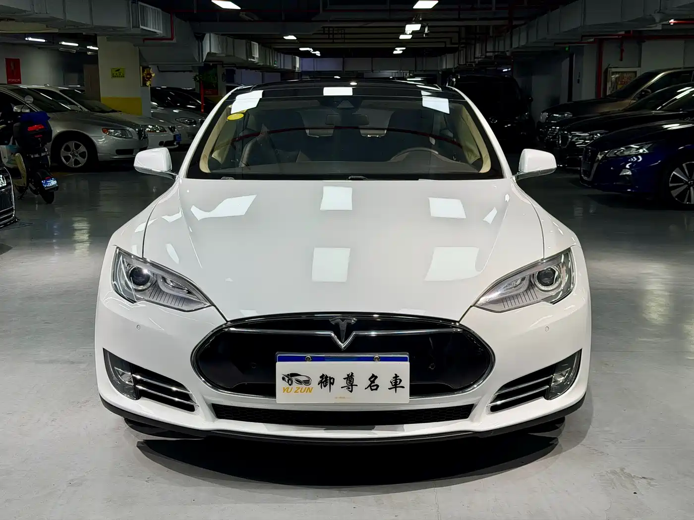 Tesla Model S 2016 2015 Model S 85D