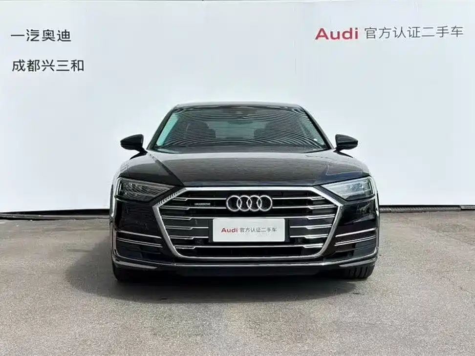 Audi A8 2021 A8L 50 TFSI quattro Comfort фото 2