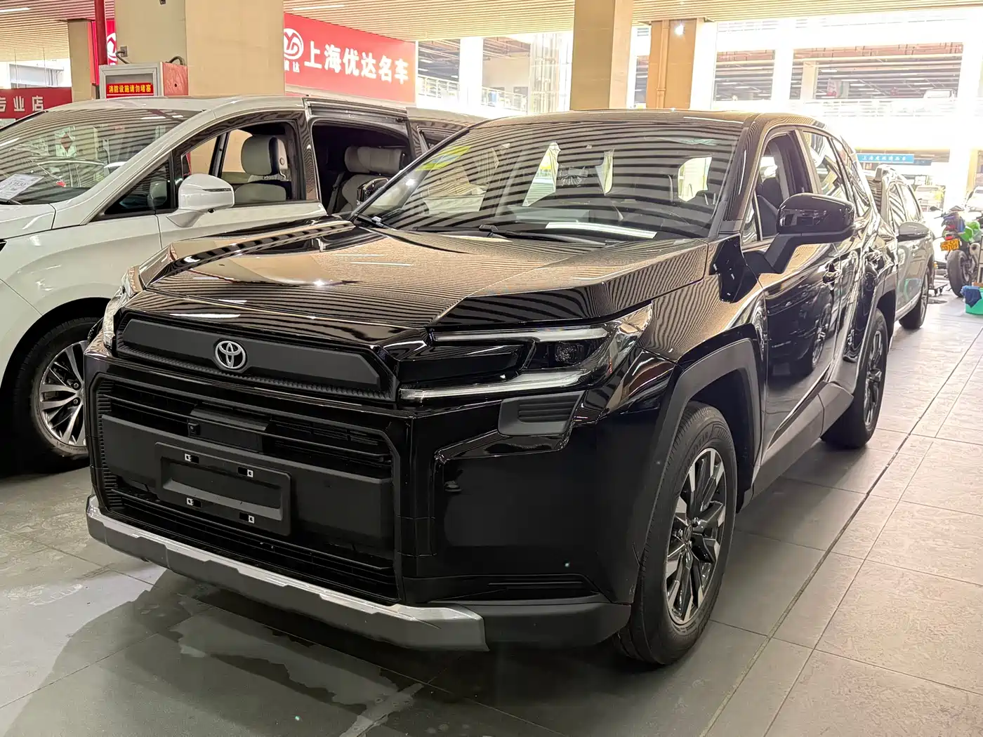 TOYOTA RAV4 RONGFANG 2026