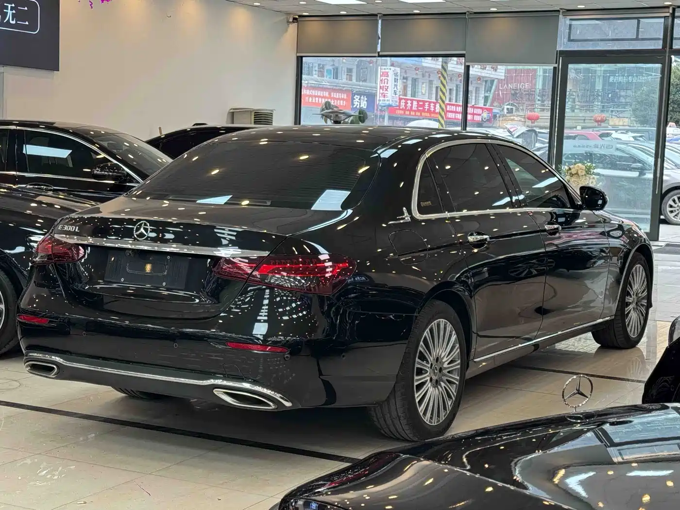 Mercedes-Benz E-Class 2021 E 300 L Luxury фото 17