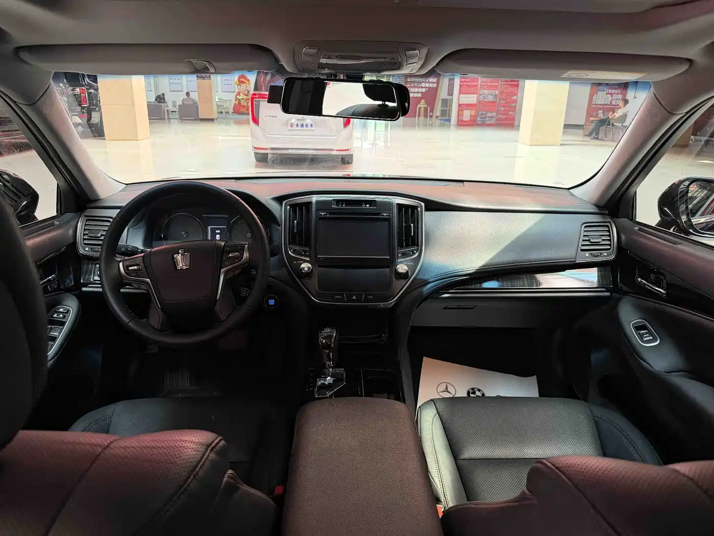 Toyota Crown 2015 2.0T Fashion фото 20
