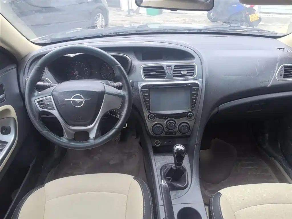 Haima Familia 2015 2014 M5 1.6L Manual Elite