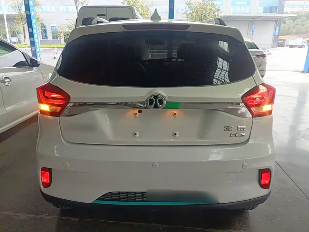 Фото 6 - BAIC New Energy EC3