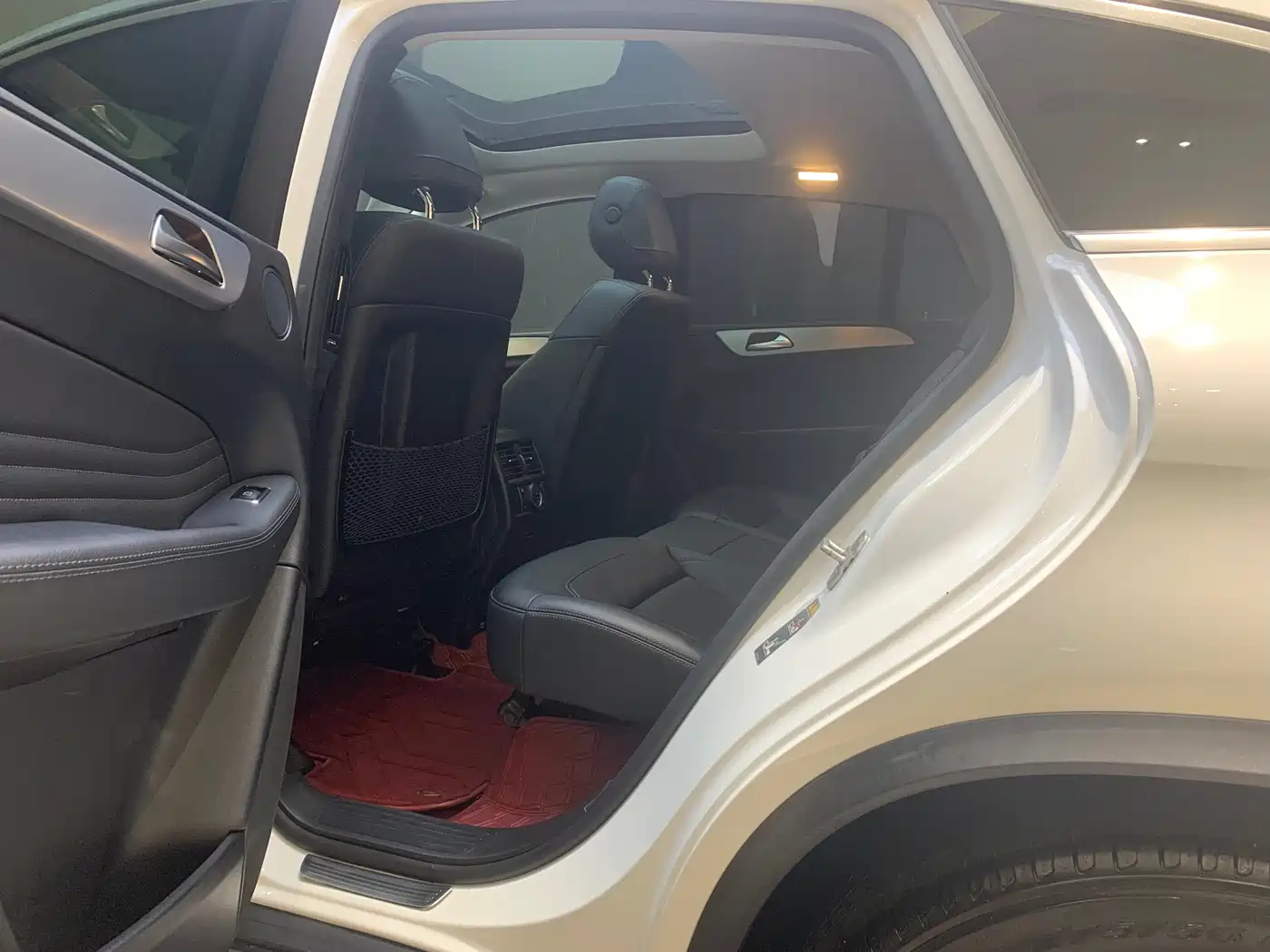 Mercedes-Benz GLE Coupe 2015 GLE 400 4MATIC Coupe SUV фото 7