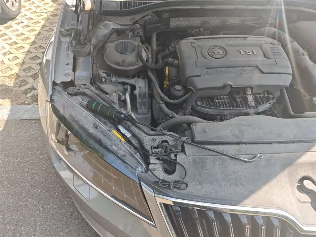 Škoda Superb 2016 TSI330 DSG Smart Edition фото 21