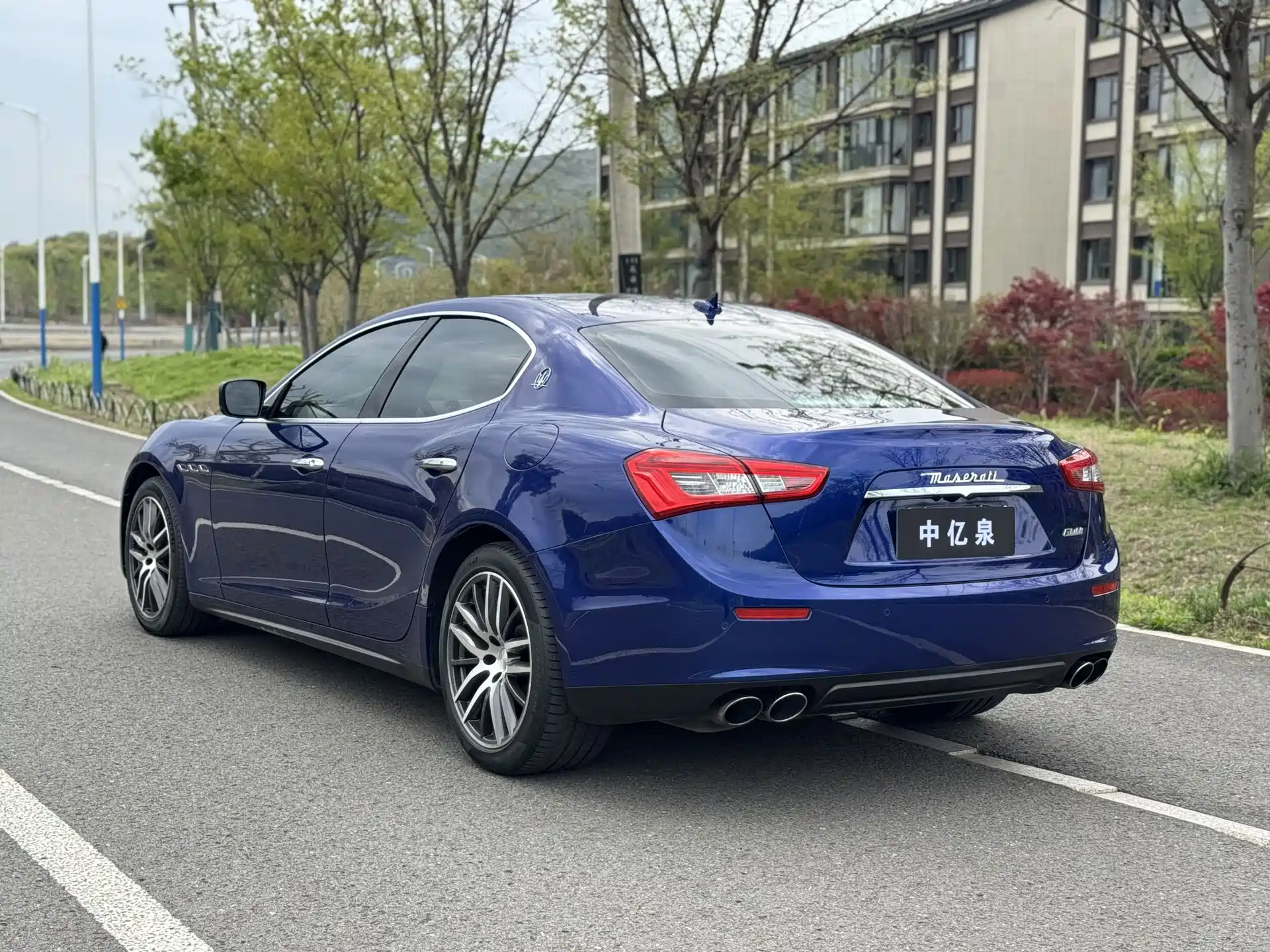 Photo 6 - Maserati Ghibli