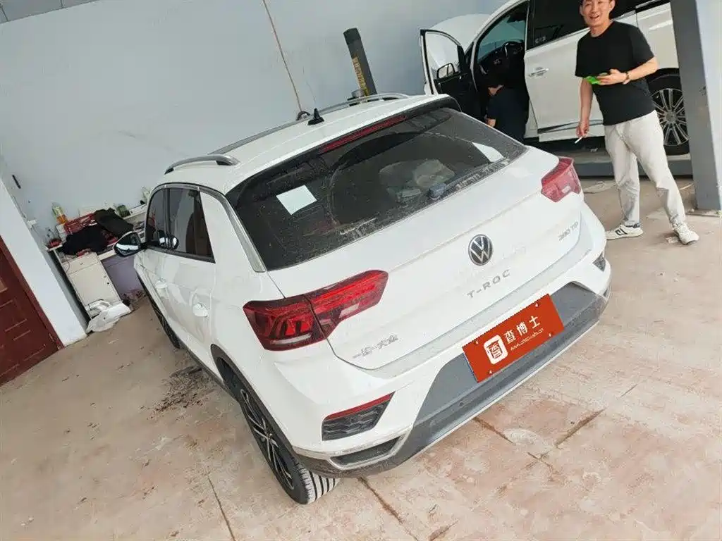Volkswagen T-ROC 2022 280TSI DSG 2WD Comfort PLUS фото 3