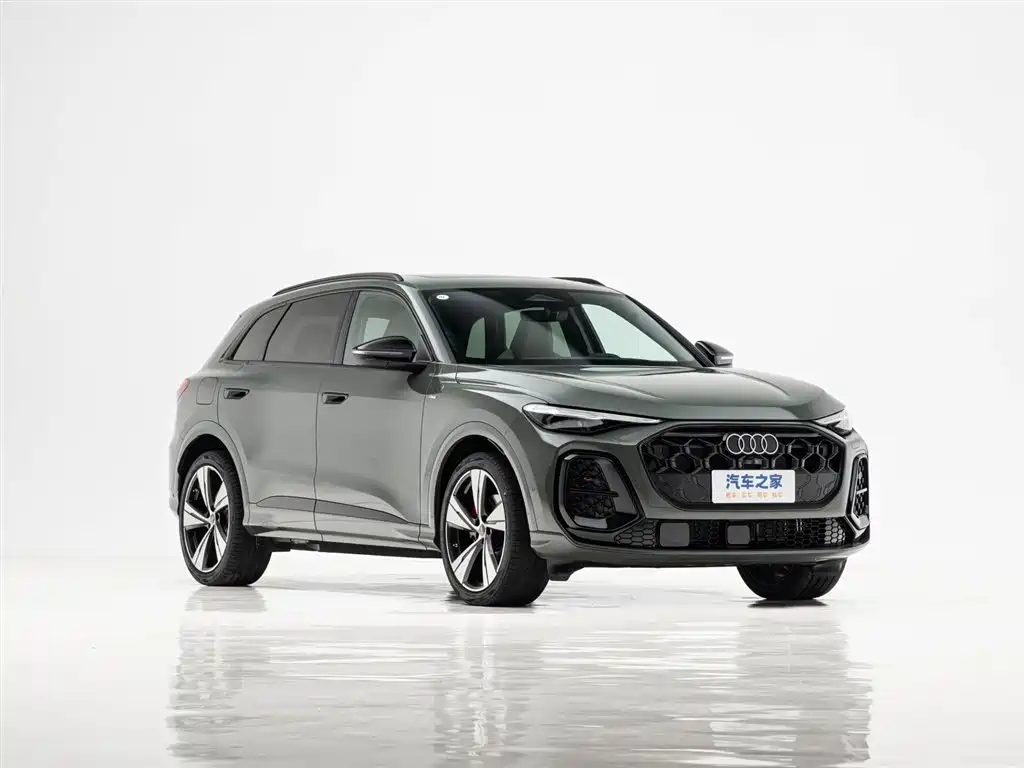 Audi Q5L 2024 Model 40 TFSI Luxury Dynamic фото 2