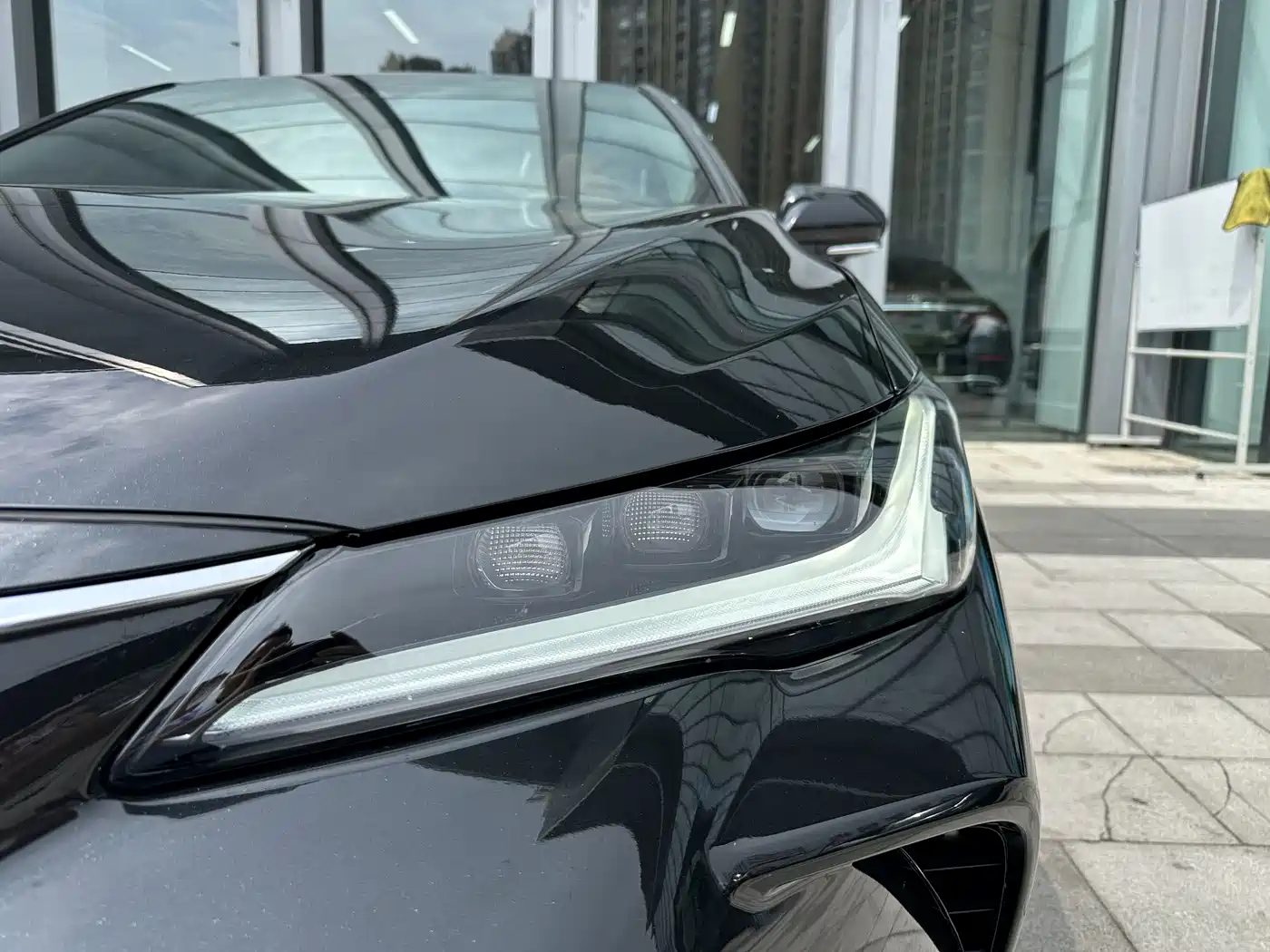 Toyota Avalon 2024 Model Hybrid 2.0L Prestige Edition фото 4