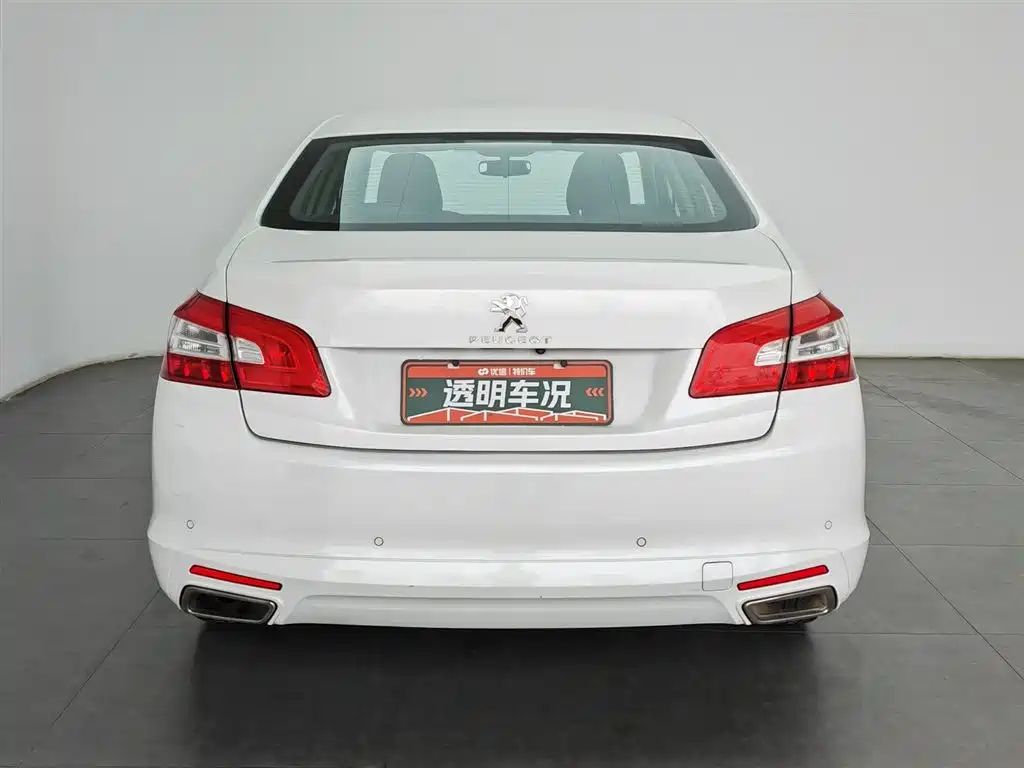 Peugeot 408 2016 1.6T Automatic Luxury Edition фото 4