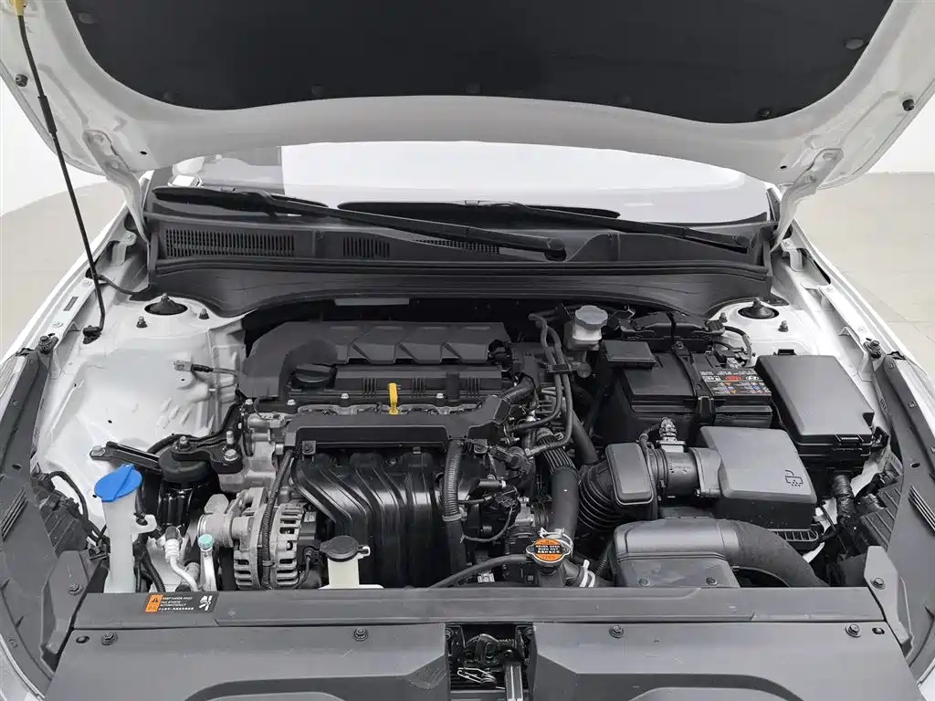 Kia K3 2023 Model 1.5L CVT Luxury Edition фото 6