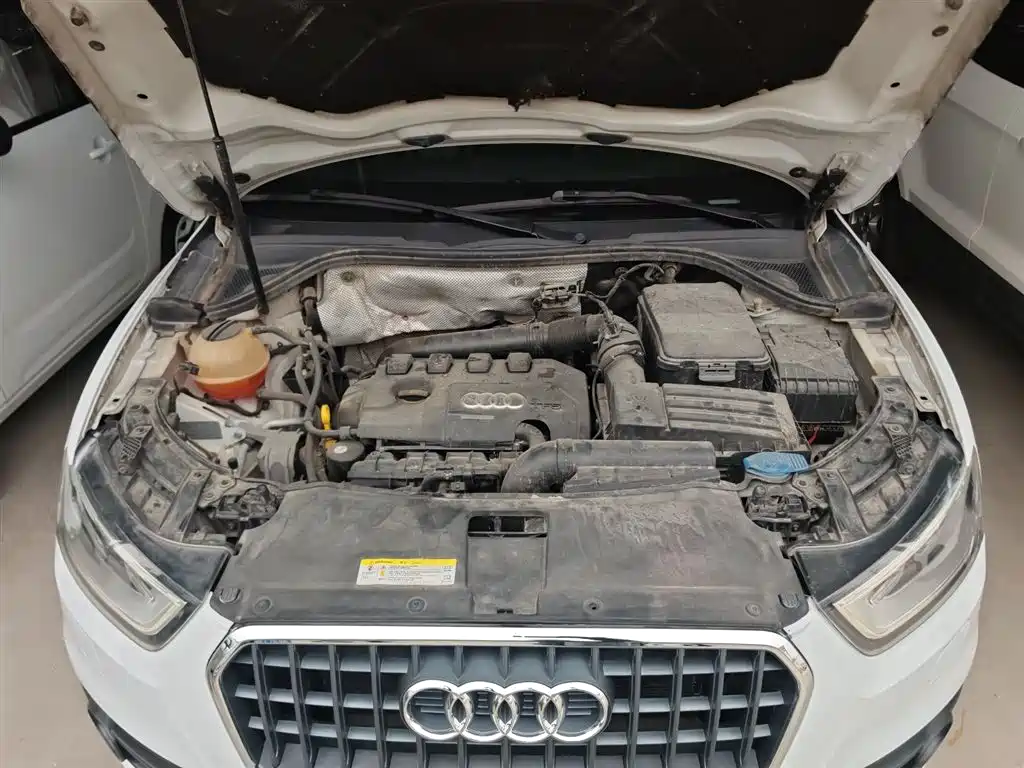 Audi Q3 2015 35 TFSI quattro Technology фото 20