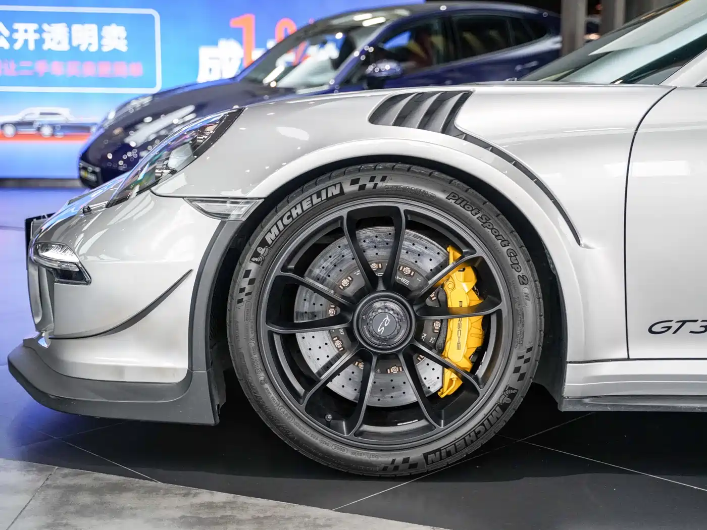 Porsche 911 2015 GT3 RS фото 17