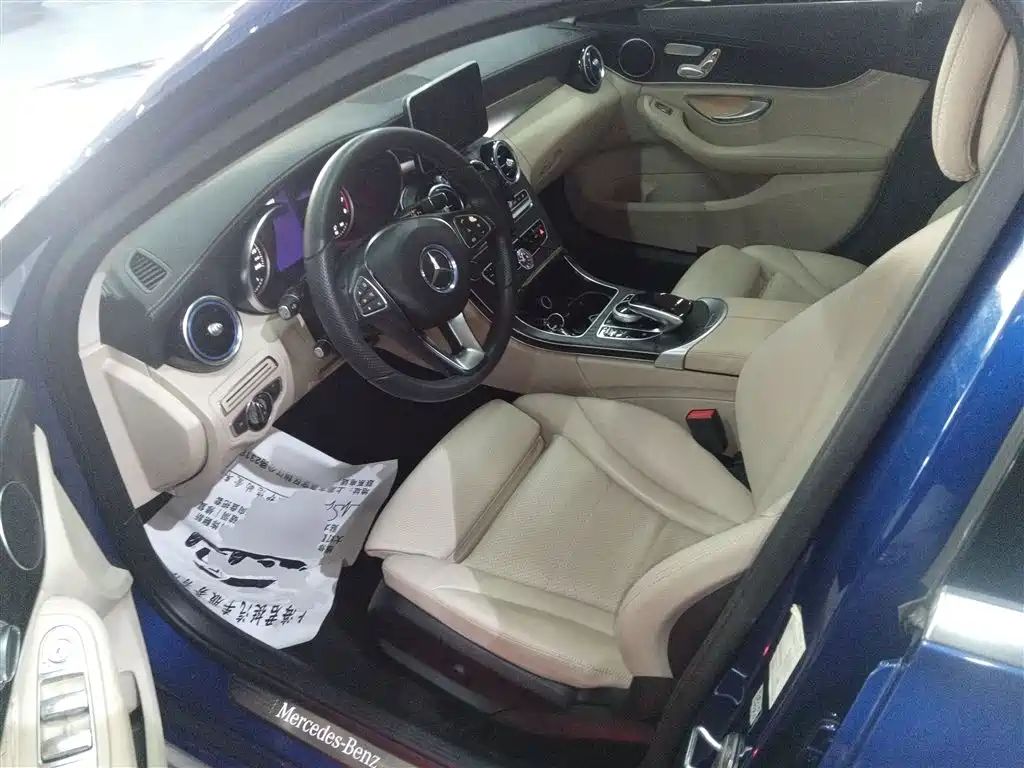 Mercedes-Benz C-Class 2017 C 200 L Sport фото 11