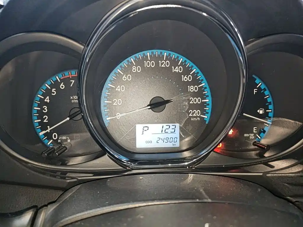 Toyota Vios 2017 1.5L CVT Pioneer фото 12