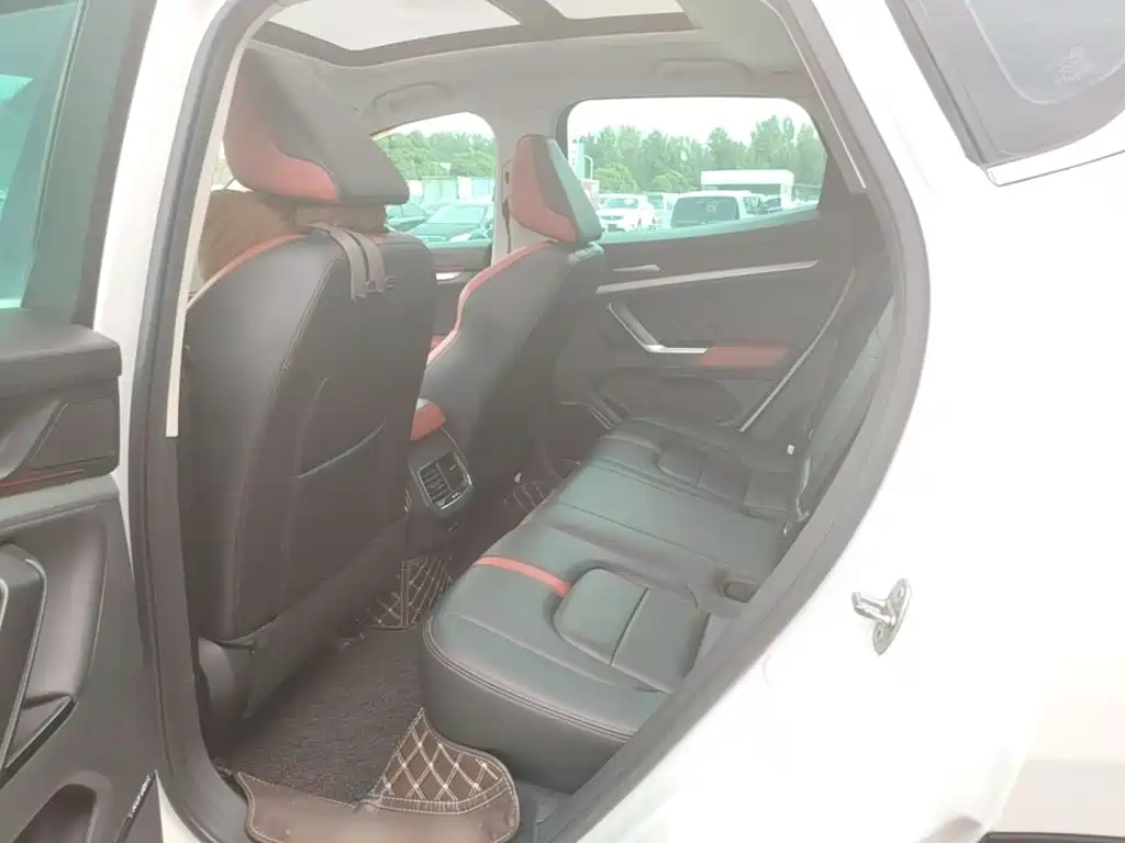 Haval H4 2019 2019 1.5GDIT DCT Luxury Smart Connection China VI