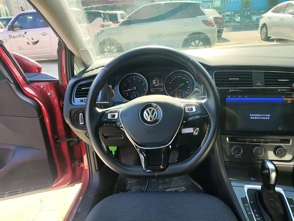 Volkswagen Golf 2018 230TSI Automatic Comfort фото 11