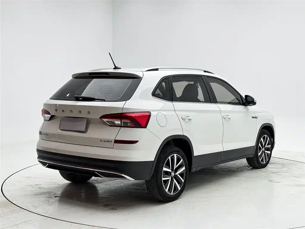 Škoda Kamiq 2022 1.5L Automatic Comfort Edition фото 6