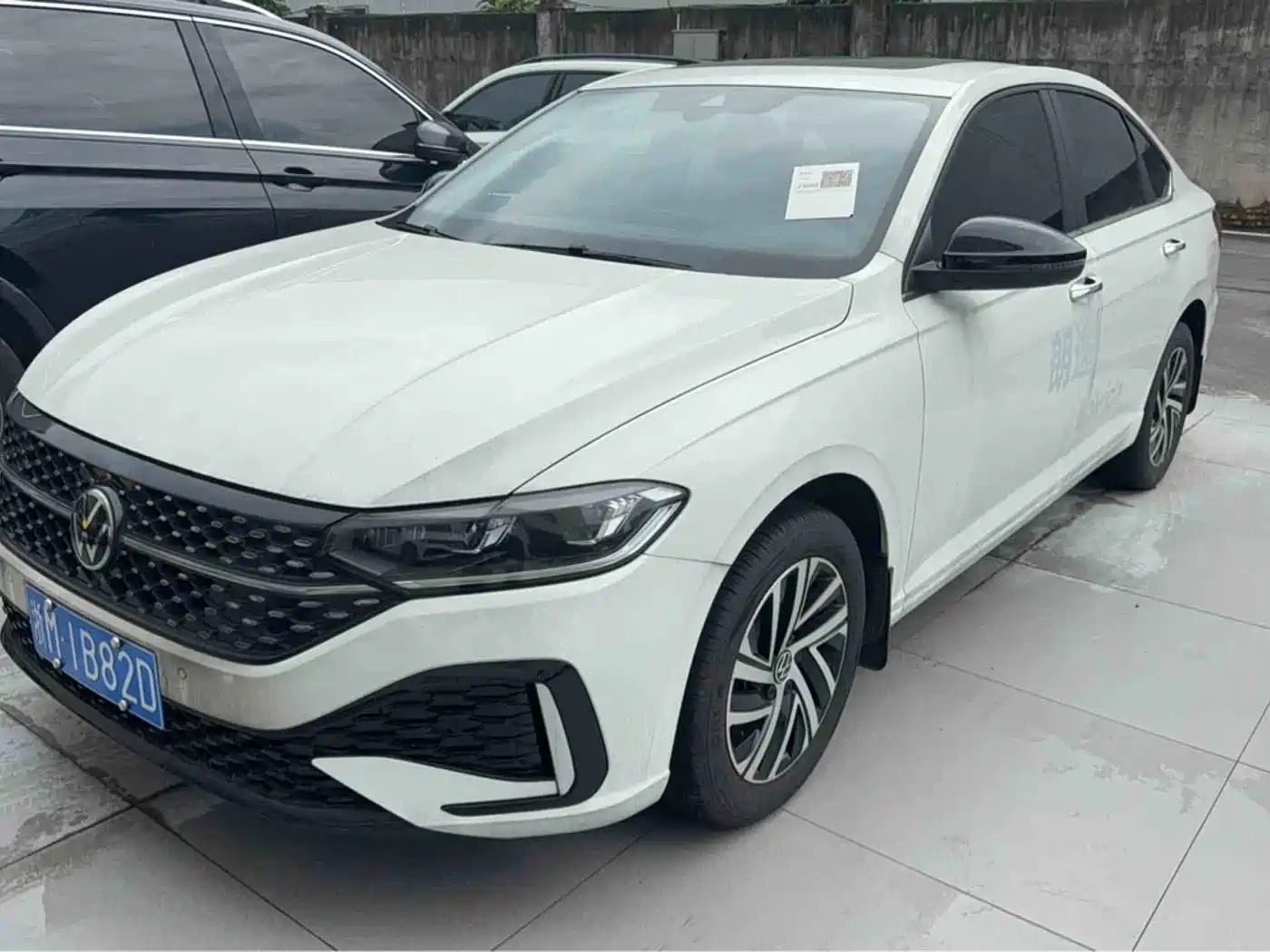 Volkswagen Lavida 2024 Model 300TSI DSG Starlight Leading Edition